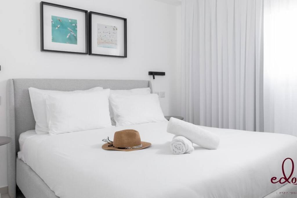 Apartamento דירת 2 חדרי שינה וסלון 50 מטר מהים- By Edom *